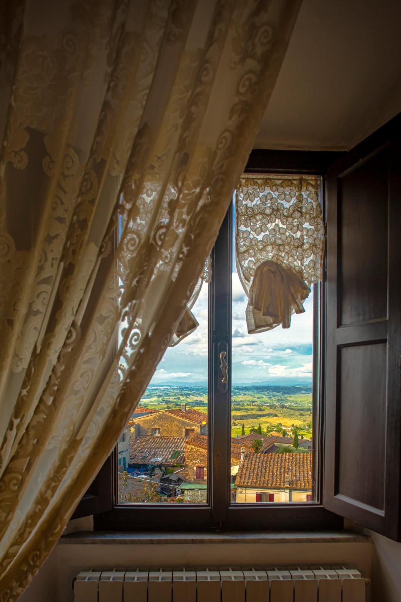 Casa Il Castello Leilighet Gambassi Terme Eksteriør bilde